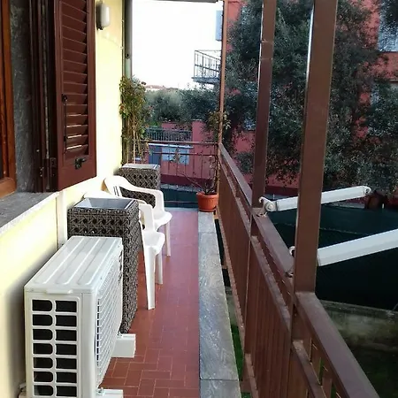 La Casa Di Natalina Apartment *