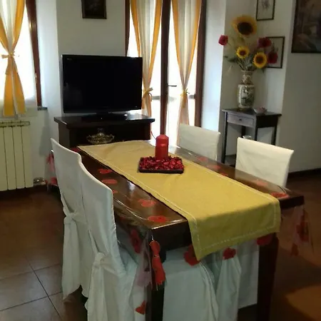 La Casa Di Natalina Apartment Querceta